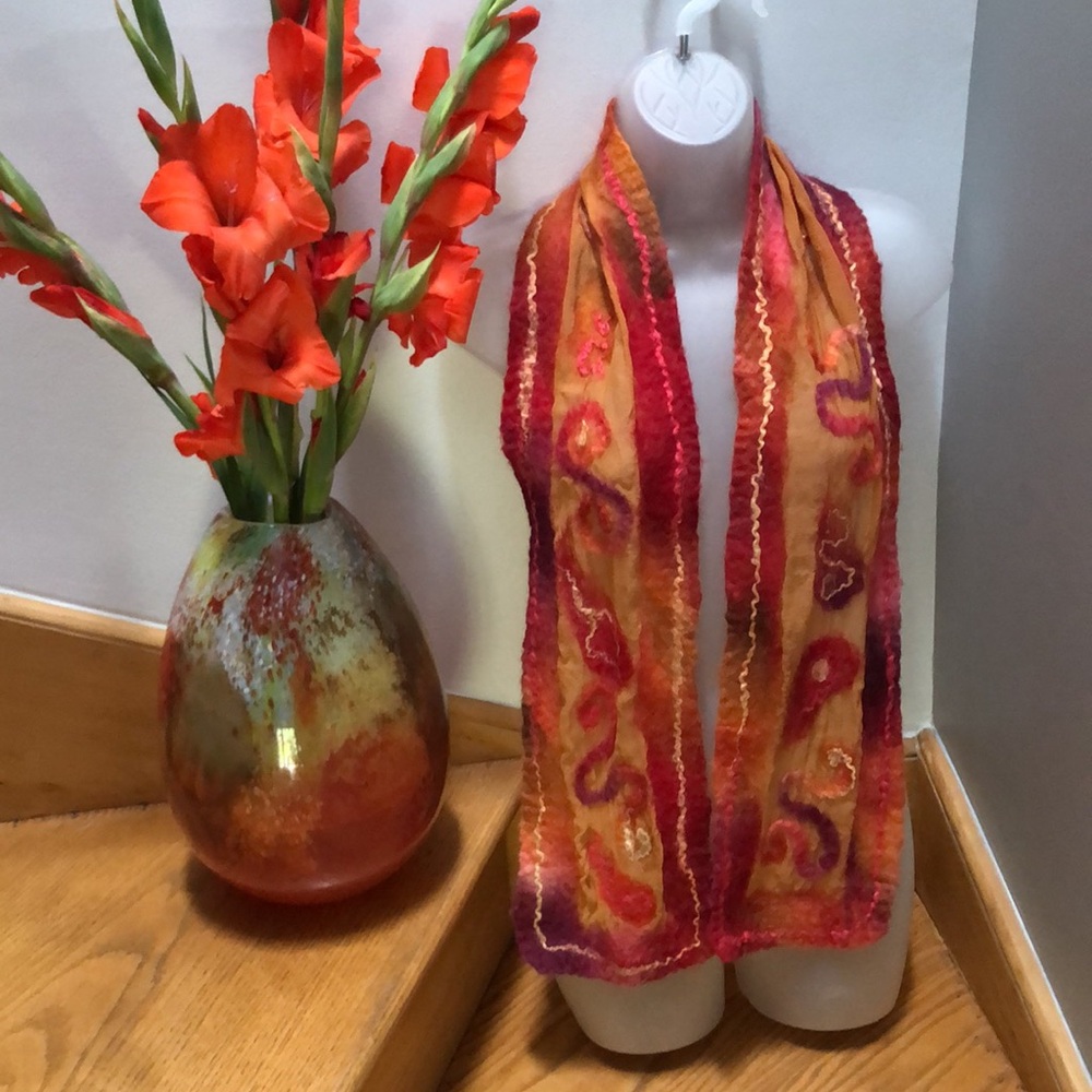 VTG Handmade Artsy Oblong Scarf/Shawl Felt/Chiffon Fall Collors